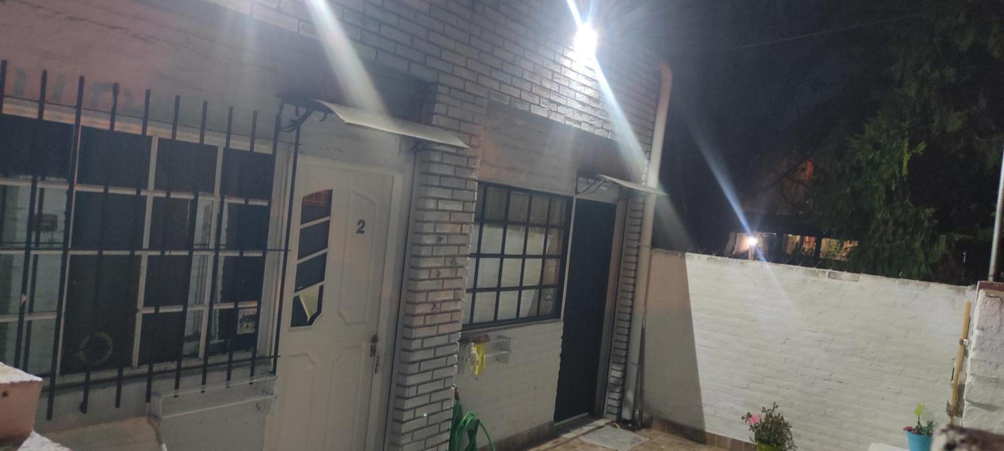 Апартаменти Hospedaje 3 Aeropuerto Ezeiza Pet Friendly Tranfer Gratis Desde Y Hacia El Aeropuerto De Ezeiza A 20 Minutos Екстер'єр фото